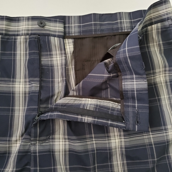 Ben Hogan Performance Navy Plaid Short - Picture 6 of 11